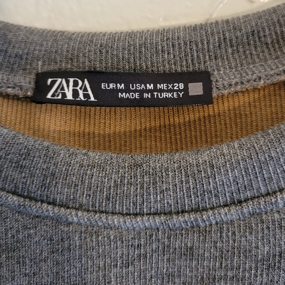 Zara Sweater Top Size Medium NWOT - Picture 4 of 6